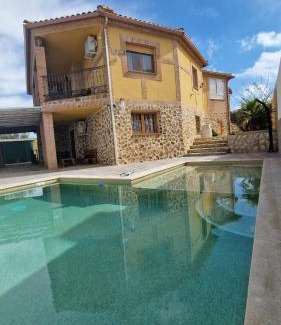 Cobisa Casa | Casa Flor de La Jara - An elegant rural retreat
