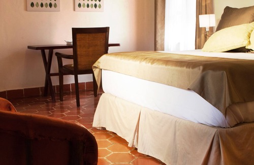 Santo Domingo Hotel | Casa Flor de Mayo
