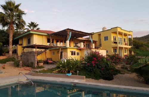 Todos Santos Casa | Casa Flores Casitas