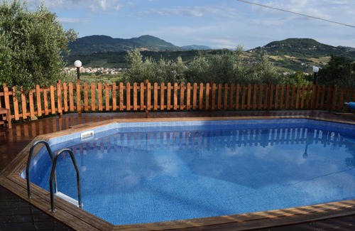 Piane d'Archi-Quadroni Casa | Casa Foelas The Garden Apartment