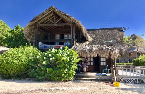 Bocachica Casa | Casa frente al mar en Isla Baru: Oasis La Curiosa★