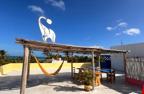 El Cuyo Hotel | Casa Gajah Hotel Cuyo