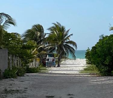 El Cuyo Hotel | Casa Gajah Hotel Cuyo