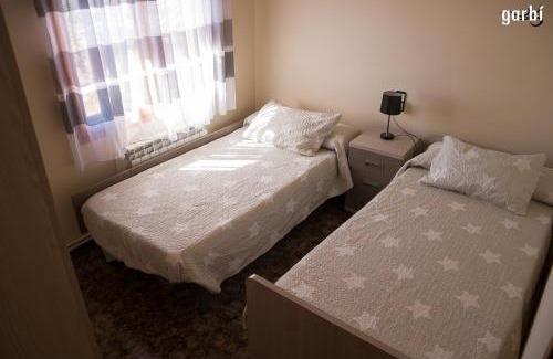 Horta de Sant Joan Apartamento | Casa Garí