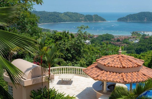 Jacó Villa | Casa Garmus 10 bdrs ocean views in Los Suenos