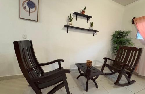Leon Casa | Casa gemelas