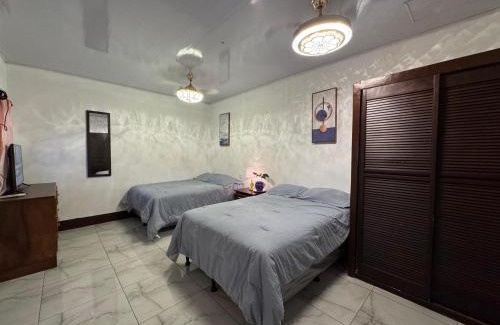 Leon Casa | Casa gemelas