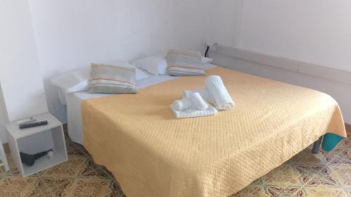 Torrenova Cama Y Desayuno | Casa Gentile Caruso