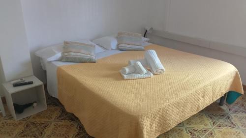 Torrenova Cama Y Desayuno | Casa Gentile Caruso