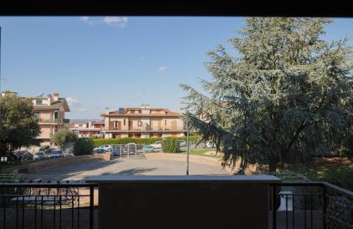 Monterotondo Apartamento | Casa Ghandi vicino a Roma con Box Auto e Wi-Fi