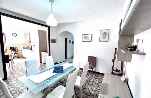 Carloforte Apartamento | Casa GIOIA nel cuore di Carloforte; Wifi e AC
