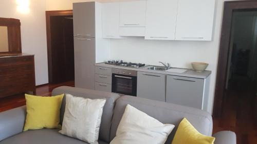 Peschiera del Garda City Centre Apartamento | Casa Girardi