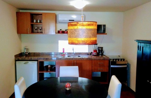 Pipa Chalet De Esquí | Casa Girassois, located in the center of Pipa, is a large oasis in the center