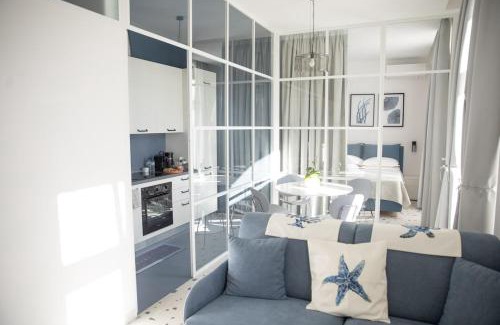 Casamicciola Terme Apartamento | Casa GIÙ Light and Design with a Living Terrace