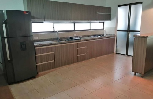 Pueblo Tapao Casa | Casa grande en condominio campestre cerca al Parque del Cafe