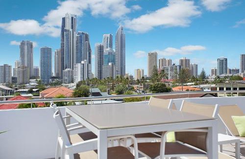Surfers Paradise Casa | Casa Grande On The Water
