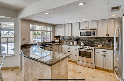 Paradise Valley Village Casa | Casa Grande Scottsdale-Game Room, Put-Put Golf, Heated Pool and perfect location