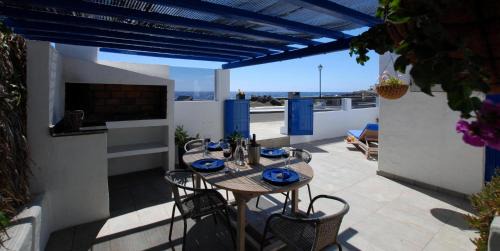 Los Cocoteros Casa | Casa Helena del Mar