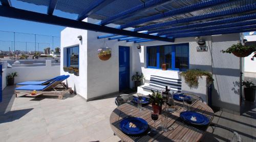 Los Cocoteros Casa | Casa Helena del Mar