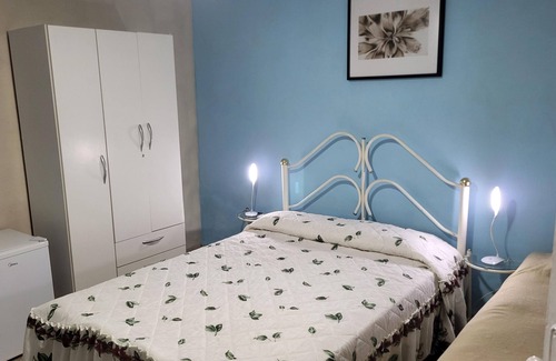 Centro Havana Hotel | Casa Henry
