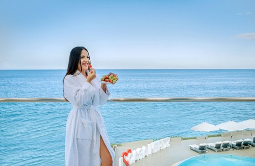 Borinquen Villa | CASA HERDZ-VILLA DE LUJO W PLAYA PRIVADA, PISCINA INFINITY - OPCIÓN DE ALIMENTOS Y BEBIDAS