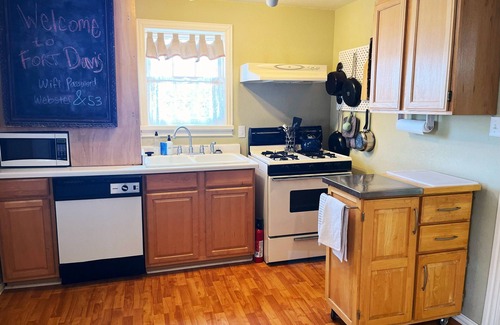 Fort Davis Casa | Casa Hermosa. The Starlight and King suite. 2 units for 1 price.