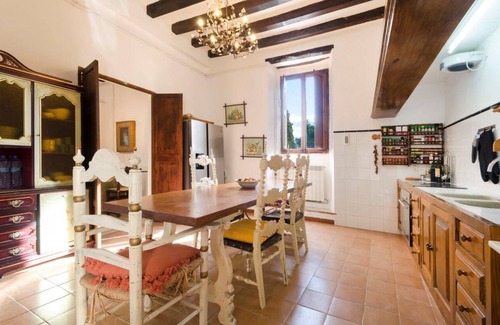 Lloseta Casa | Casa histórica ideal para grupos y familias, con piscina, sauna e hidromasaje