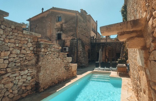 Lloseta Casa | Casa histórica ideal para grupos y familias, con piscina, sauna e hidromasaje
