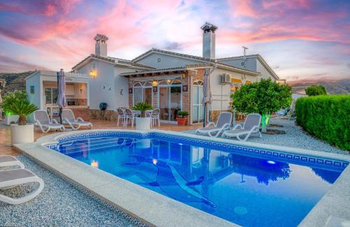 Viñuela Villa | Casa Hollandia
