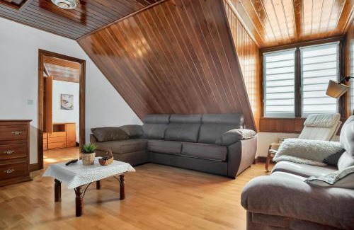 Escarrilla Apartamento | Casa Honoria amplio, con vistas y parking - Arafita Apartamentos