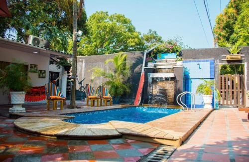 Canaveral Casa | Casa Hostal Bachue