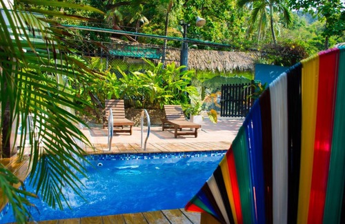 Canaveral Casa | Casa Hostal Bachue