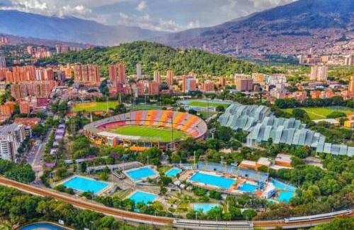 Laureles - Estadio Casa | Casa Hotel Bewell - Los colores Medellín