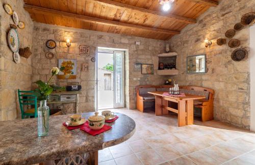 Campanella-Gianforma Casa | Casa Il Carrubbo