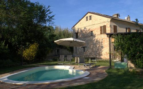Macerata Casa | Casa il Girasole con piscina nelle Marche