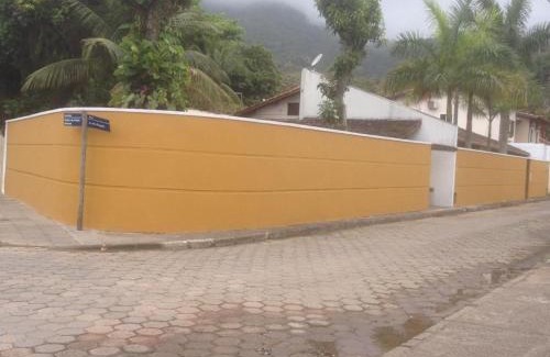 Pequea Casa | Casa Ilhabela 100 m da Praia do Pequeá- 6 pessoas