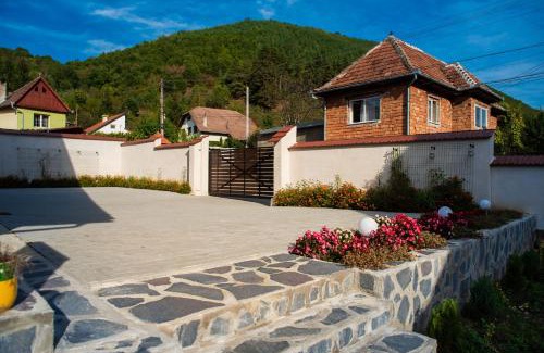 Gales Casa | Casa Ilies