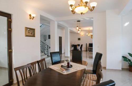 Gales Casa | Casa Ilies