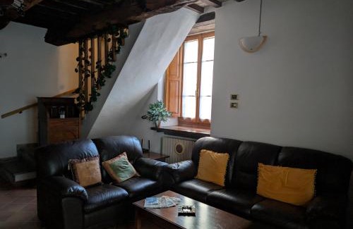 Monterone Casa | Casa in Borgo Medievale in Toscana