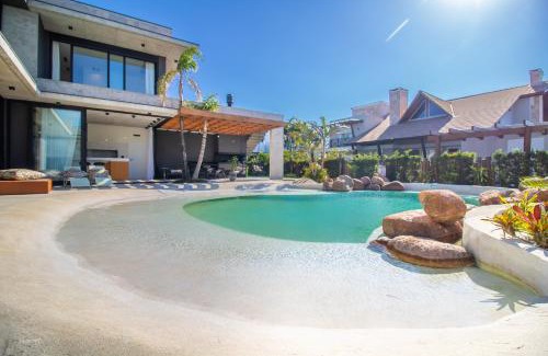 Osorio Casa | Casa incrível c/spa e praia artificial particular!