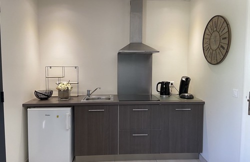 Corte Apartamento | Encantador estudio con aire acondicionado en la planta baja con terraza y zona de relax