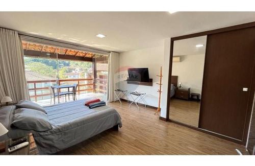 Petropolis Casa | Casa Indaiá