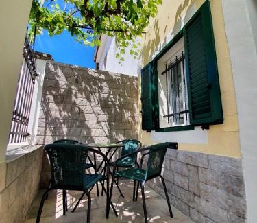 Koper Cama Y Desayuno | Casa Isabella B&B