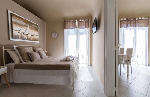 Santo Stefano di Camastra Casa | Casa Dolce Casa - Guest House - "Romantic" Room on the Via delle Ceramiche