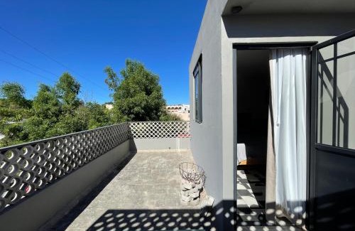 Chapalita Casa | Casa Ixaya by Barrio México