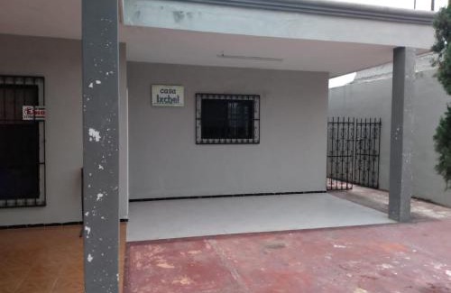 Chichen Itza - Valladolid Casa | Casa Ixchel - 700m to Downtown, WiFi, Hot Water, AC