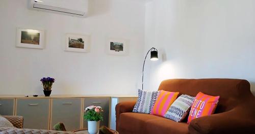Poco do Mouro Casa | Casa Jacaranda Peace and Sunshine