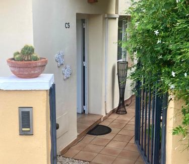 Velilla-Taramay Casa | Casa Jazmín Fuentes de Almuñecar