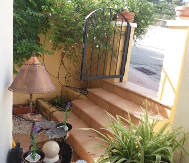 Velilla-Taramay Casa | Casa Jazmín Fuentes de Almuñecar