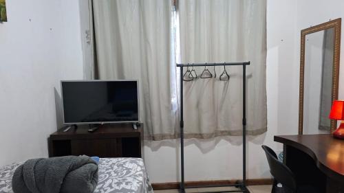 Macae Casa | Casa Jequitibá Quartos Mobiliados